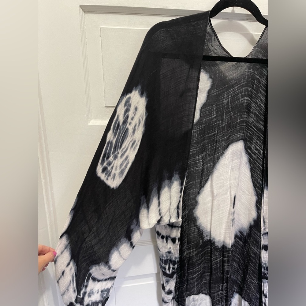 Black Tie Dyed Long Kimono / Cover up - Picture 4 of 4